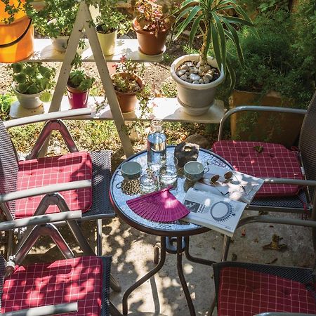 Lovely Apartment In Makarska With Wifi Εξωτερικό φωτογραφία